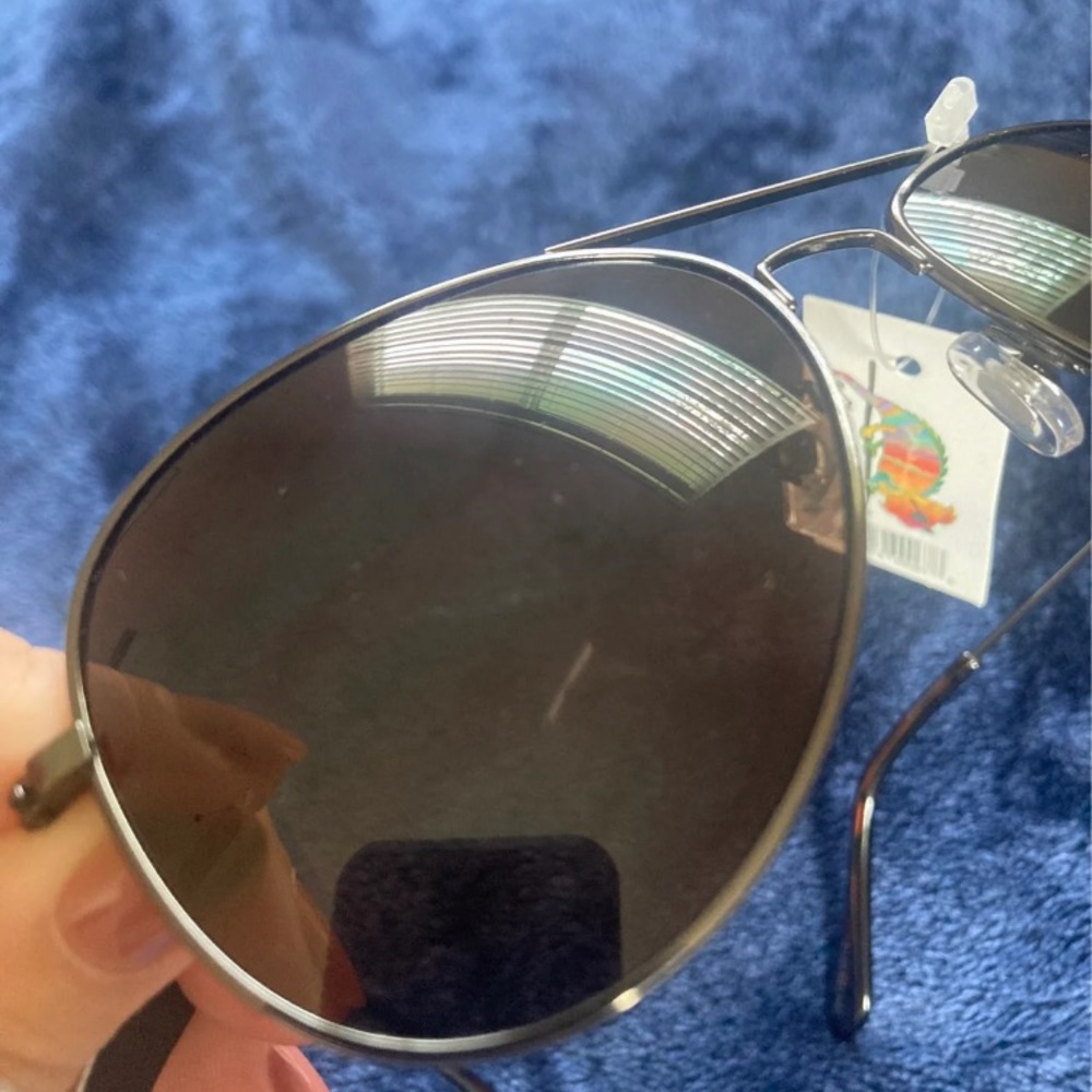 Banana Republic Aviator Sunglasses - Picture 3 of 8